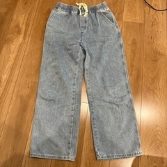 レディース　ワイドレッグジーンズの画像