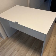 【お譲り先決まりました】パソコンデスク ゲーミングデスク ホワイトの画像