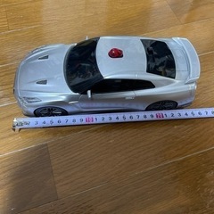 子供用品　おもちゃ　　GTR 車フィギュアの画像