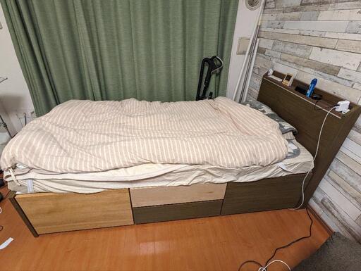 ニトリ　シングルベッド　収納付き