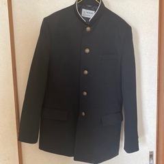 制服