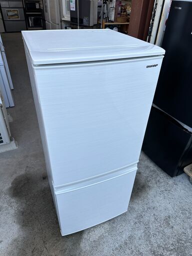 【動作保証あり】SHARP シャープ 2019年 SJ-D14E 137L 2ドア 冷凍冷蔵庫【管理KRR589】