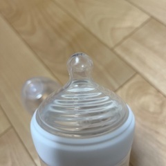 NUK 哺乳瓶の画像