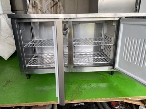 【2022年製】業務用冷凍冷蔵庫  KLCC-151PM-R