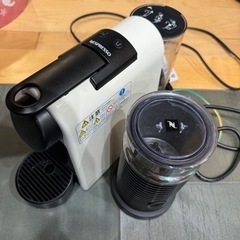家電 キッチン家電 コーヒーメーカーセット　ネスプレッソコーヒーメーカー　の画像