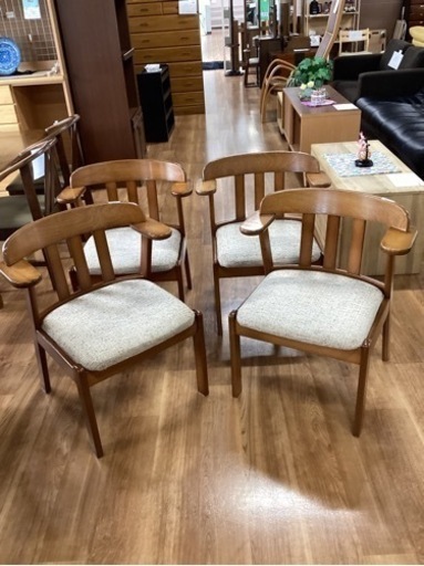 椅子4脚セット【町田市再生家具】233035