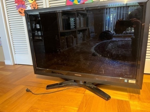2010年型 レグザ 37型液晶テレビ