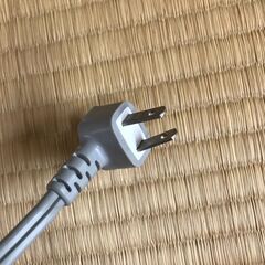 ※お譲り先決定※【ジャンク品】ダイキン セラムヒート 遠赤外線暖房機 CER11NS 床置き型の画像