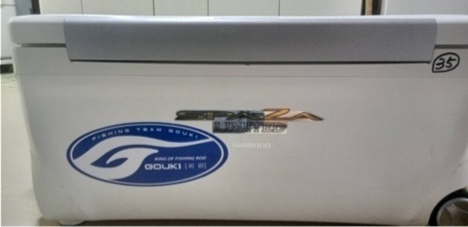 クーラーボックス