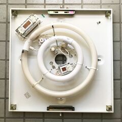 シーリングライト６畳～８畳（蛍光灯）新品交換用蛍光灯付きの画像