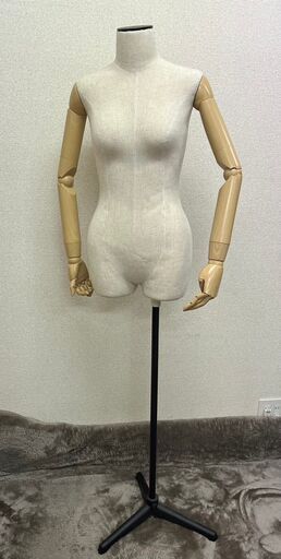 腕付きトルソー 女性用