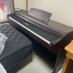 電子ピアノ