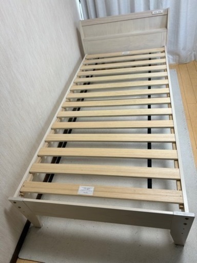 【成約しました】ニトリ　シングルベッドフレーム　＋　マットレス