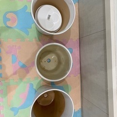 陶器の鉢の画像