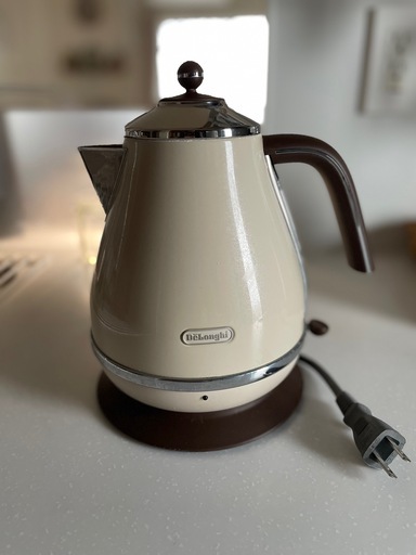 デロンギ　電気ケトル