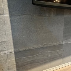 エコカラットプラス ストーングレース 606×303角片面小端仕上げ(右）ECP-6301T-STG　2枚　16.5ｋｇの画像