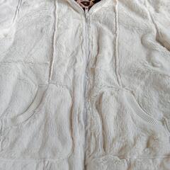 【訳あり】エムズエキサイト　可愛め♡ホワイト ジャケットパーカー♪ヒョウ柄入り　Mの画像