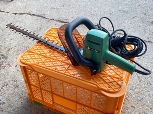 【‼️お庭の手入れ等に‼️】植木バリカン　日立工機 ヘッジトリマ 450ｍｍ FCH45 100V