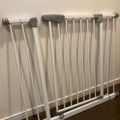 【終了】ベビーゲート セーフティゲート 開閉式 ベビーザらスの画像