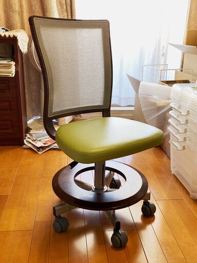 ★カリモク家具★ デスクチェア　学習椅子