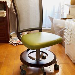 ★カリモク家具★ デスクチェア　学習椅子