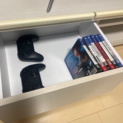 テレビボードの画像