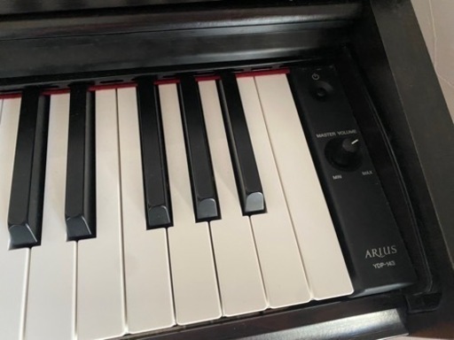 YAMAHA電子ピアノ2018年製　　　アリウス ARIUS