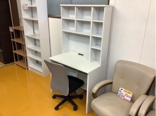 【リサイクルサービス八光】幅８５０㎜　本棚付き　学習机チェアセット　ホワイト