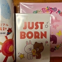 メモリアル身長計、マンスリーカード、絵本アルバム