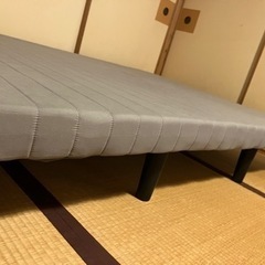 値下げ【ダブルサイズ】脚付きウレタンマットレス