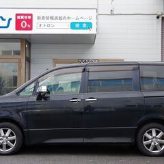 【ミニバンで人気の車！！】　乗り降りしやすいのでオススメです。の画像