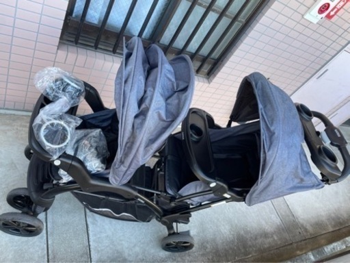 【お値下げ中】二人乗りベビーカー、カトージ、バギー