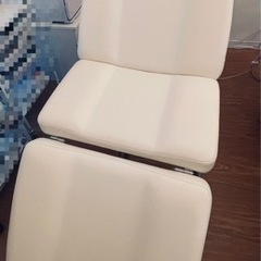 エステ、まつ毛  ベッド
