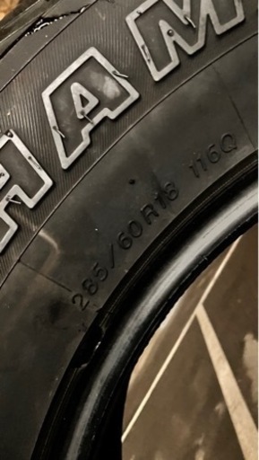 車のパーツ タイヤ、ホイール