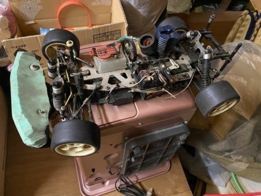 エンジンラジコンカー