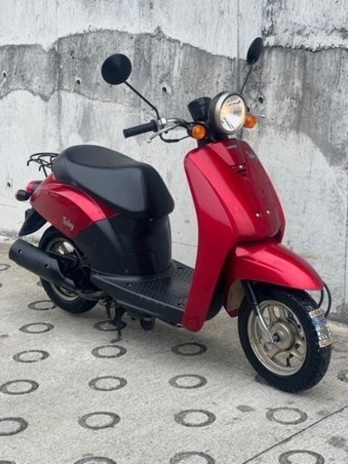 大人気セール‼️安心のバッテリー新品✨️フロントタイヤ新品✨️嬉しいオイル交換済み♻️燃費重視&デザイン性&バイク初心者をにオススメ?