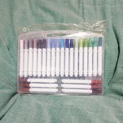 未使用 アクリルマーカー 48色 ケース付きの画像