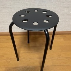 ニトリ 丸 椅子 黒 ブラック パイプ チェア