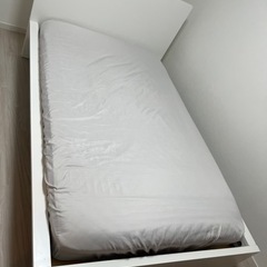 急募　IKEA セミダブルベッド