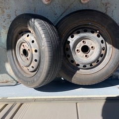 車のパーツ タイヤ、ホイール