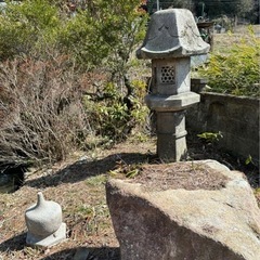 庭石・灯篭　引き取りに来られる方、もらって下さい