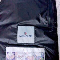 MONCLER モンクレールショートダウンジャケットの画像