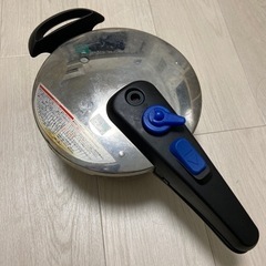 IRIS片手圧力鍋+せいろ＋レシピ付