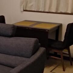 【受け渡し先決定】２人掛けソファー、ダイニングテーブル＆イス、良ければバウンサーの画像