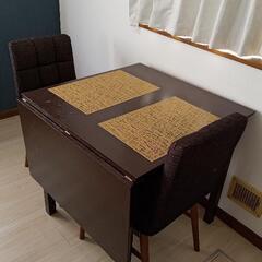 【受け渡し先決定】２人掛けソファー、ダイニングテーブル＆イス、良ければバウンサーの画像