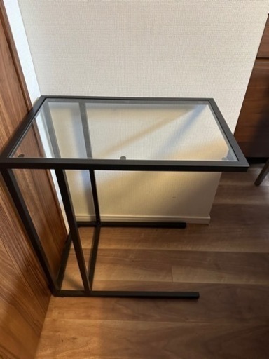 IKEA ガラス　サイドテーブル