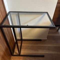 IKEA ガラス　サイドテーブル