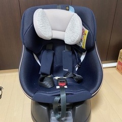combi　コンビ チャイルドシート CG-UTG