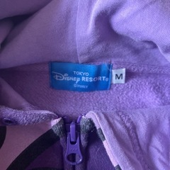 ディズニーリゾート　ミニーちゃん　パーカー　上着の画像