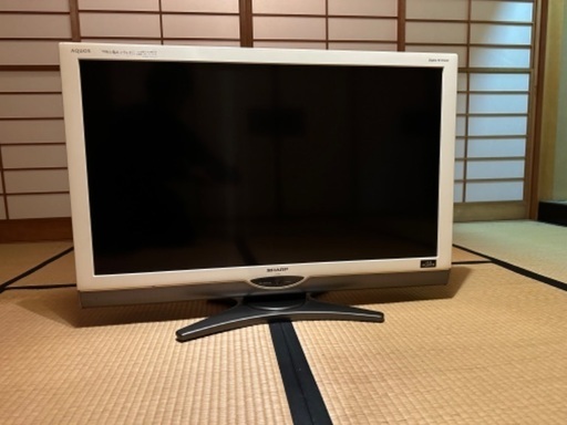 SHARP AQUOS40型(2010年製）リモコン付き
